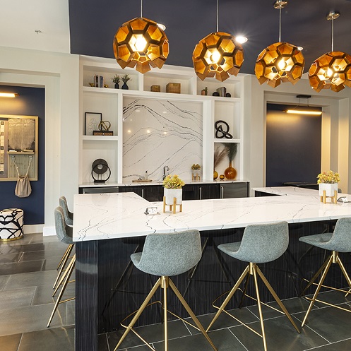 indoor-clubhouse-lounge